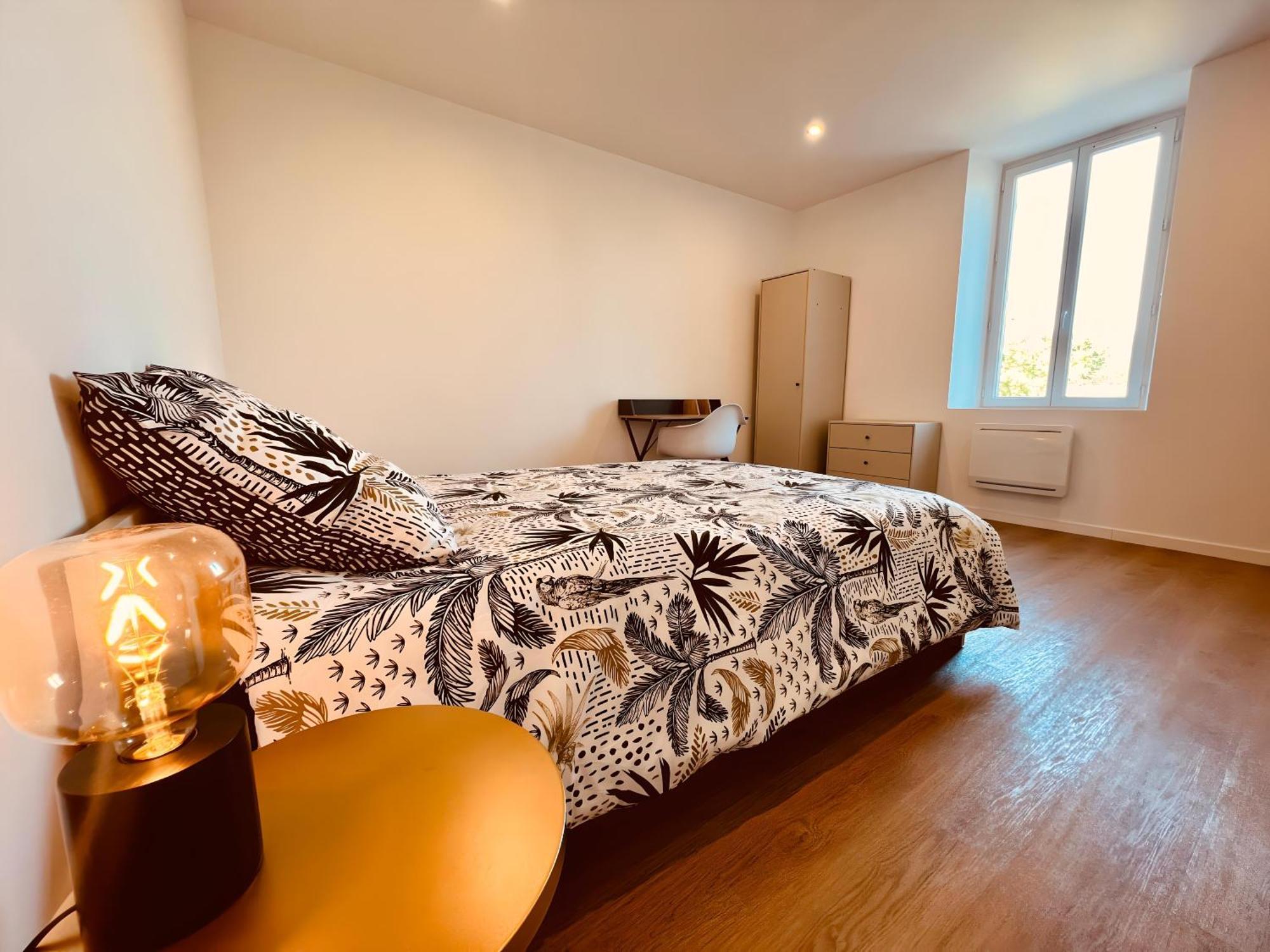 Montluçon Le Golden Garden - Home Homy מראה חיצוני תמונה